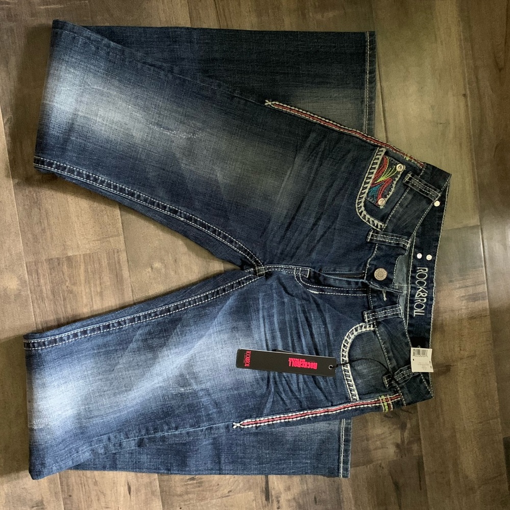 Rock and roll cowgirl Mid rise jeans sz 26/34 NWT